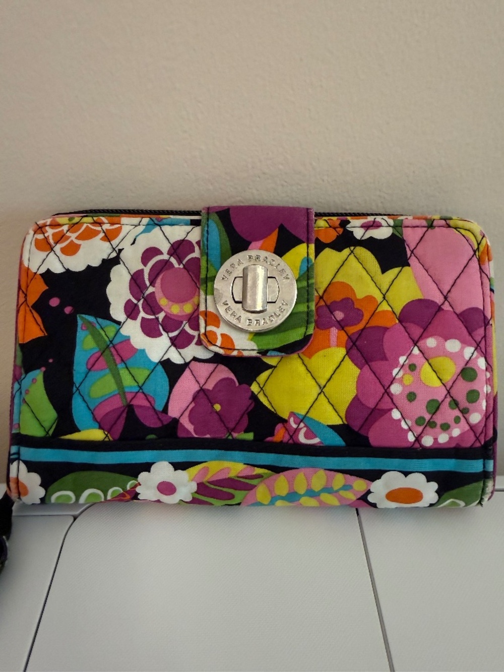 Vintage Vera Bradley Floral Quilted Wallet VA VA BLOOM PATTERN